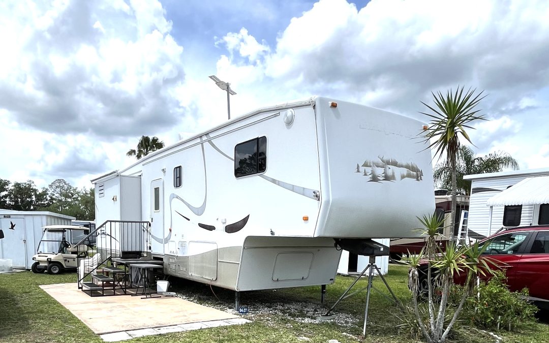 2005- 34′ Sunnybrook 5th Wheel 04-27